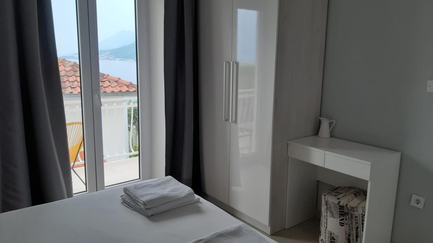 Apartmani Lara Gradac  Zimmer foto